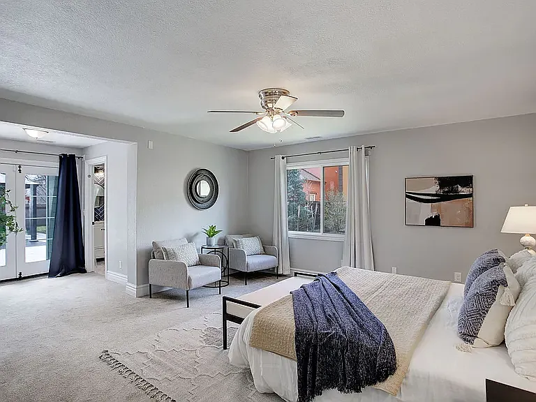 319 Carter Ln — Photo 15