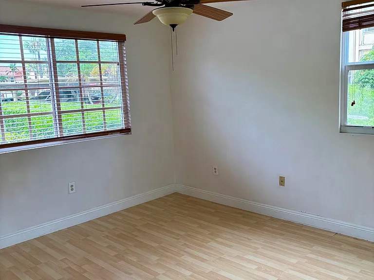 4040 Crystal Lake Dr #101 — Photo 11