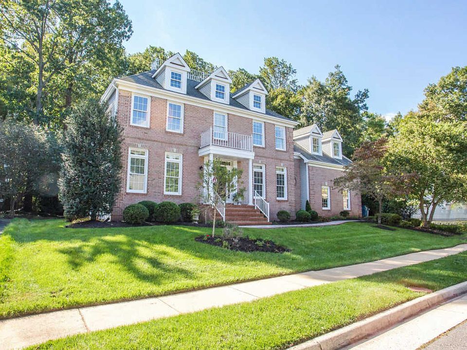 1st image of 13205 Franklin View Ct