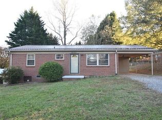 9664 W View Ave, Hickory, NC 28601