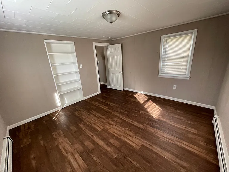 260 Bridge St #2 — Photo 7