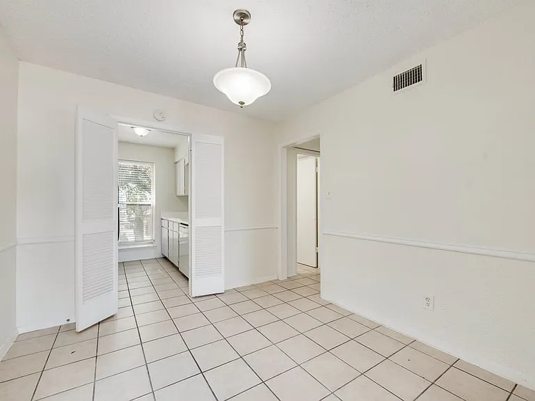 3824 Cibolo Dr #122B — Photo 10
