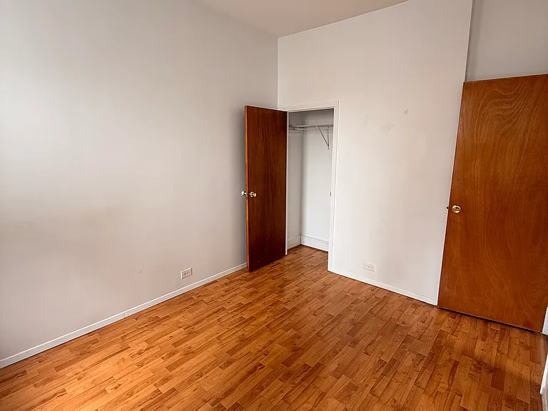 32-29 46th St #2F — Photo 7