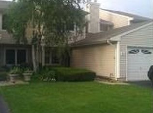 44 Woodmere Dr, Parlin, NJ 08859