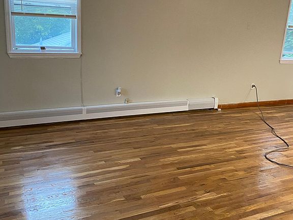 4th image of 22209 135th Ave Floor 2