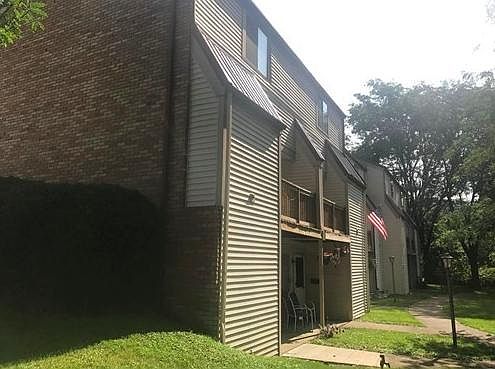 1st image of 1020 Broadway St APT B16