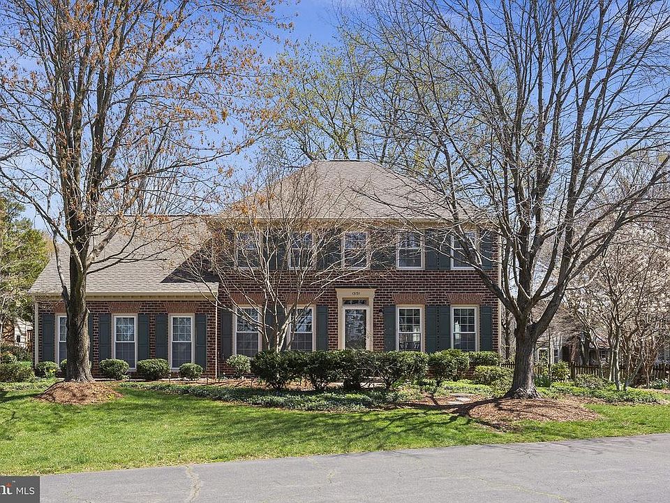 1st image of 13131 New Parkland Dr