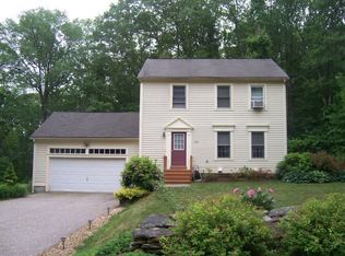 126 Muggett Hill Rd, Charlton, MA 01507