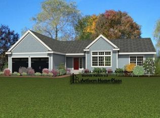 14 Smoke St, Rochester, NH 03868