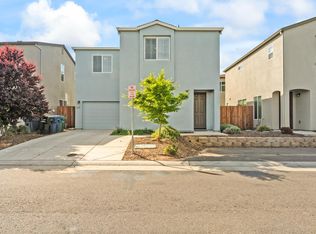 6776 Jujube Ln, Sacramento, CA 95828