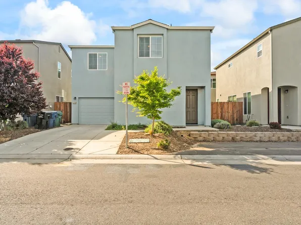 6776 Jujube Ln, Sacramento, CA 95828