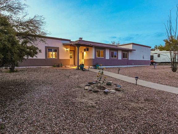 2nd image of 3361 N Camino Los Brazos