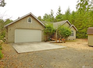 692 Woodland Dr, Port Townsend, WA 98368