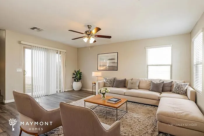 8126 W Agora Ln — Photo 5