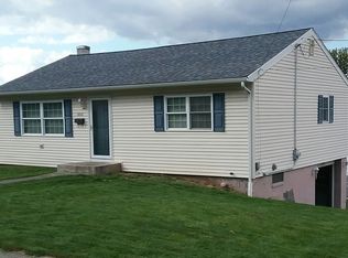 3800 Wylam Ave, Moosic, PA 18507