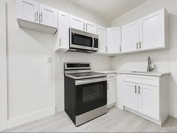 4th image of 431 Warwick St #3J