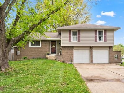 7905 Bel Ray Dr, Belton, MO, 64012