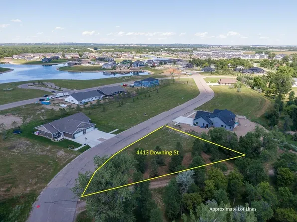 4413 Downing St, City Of Bismarck, ND 58504