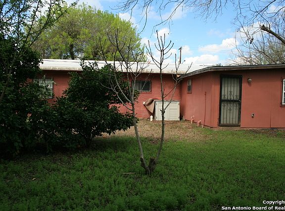 5th image of 1318 W Villaret Blvd