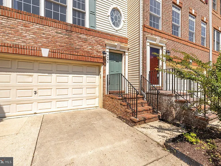 2495 Cheyenne Dr #68 — Photo 2