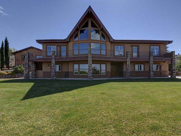 2nd image of 855 N Lakeview Dr