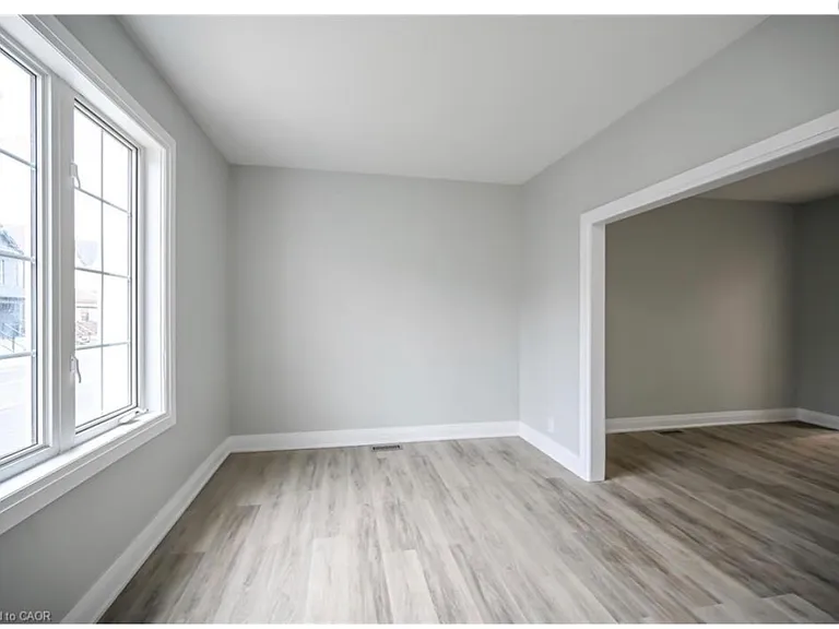 1024 Cannon St E — Photo 9