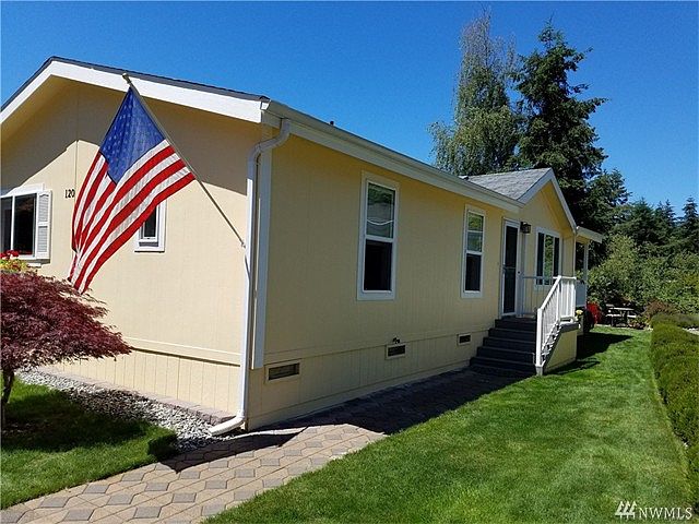 1st image of 18425 NE 95th St Unit 120