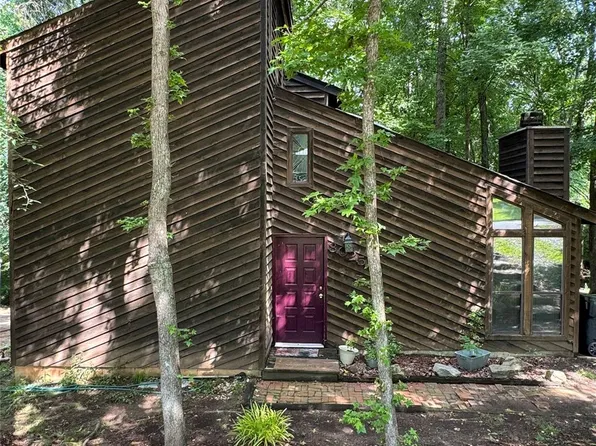 8025 Tiburon Cir, Charlotte, NC 28215