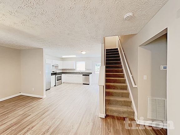 3rd image of 5808 Brambleton Ave