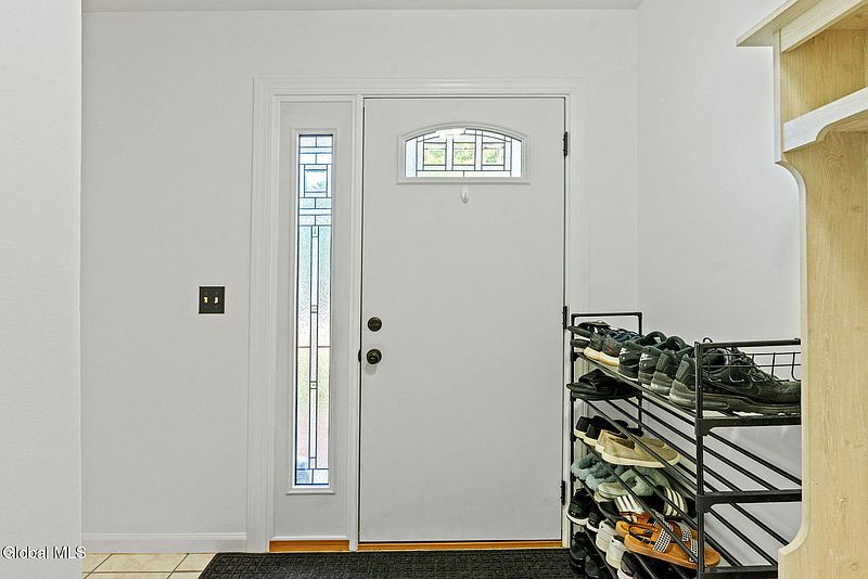 5th image of 6 Heartwood Court