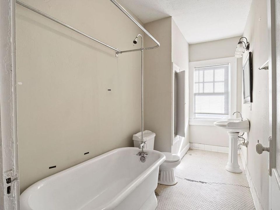 The Reese Apartments by Indy Collective Property Group 5750 E