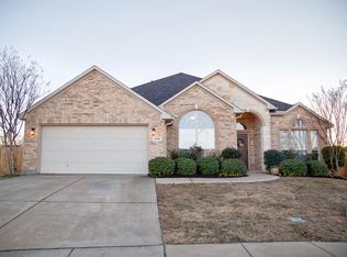 500 Roswell Ln, Arlington, TX 76002
