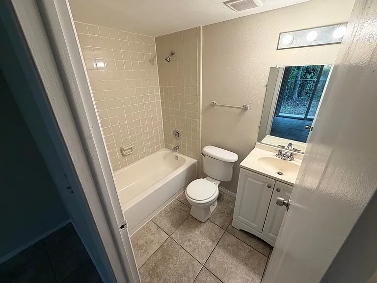 7009 Waterside Dr — Photo 9