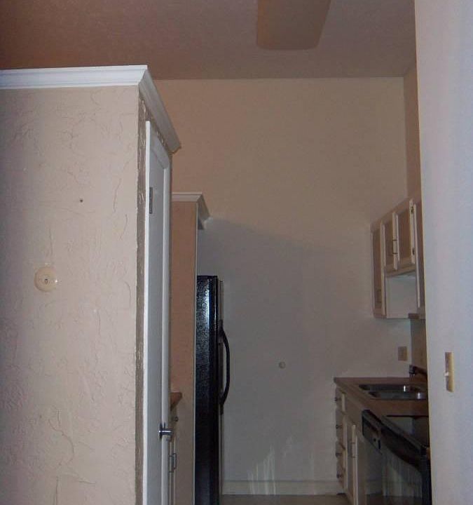 2nd image of 750C2 Fairdale Rd