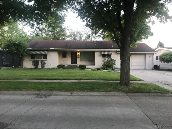 1929 Carman Dr Saginaw Mi 48602 Zillow