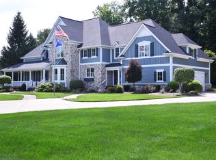 10261 Hickory Ridge Dr, Zionsville, IN 46077