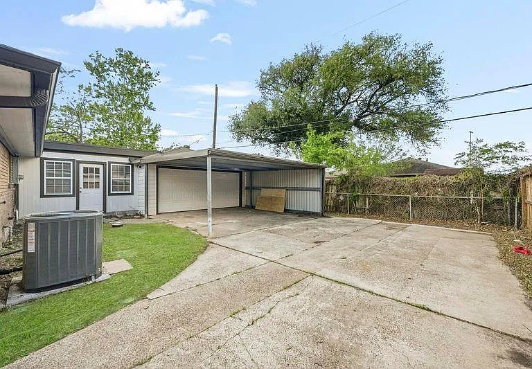 2409 Estate Dr — Photo 27