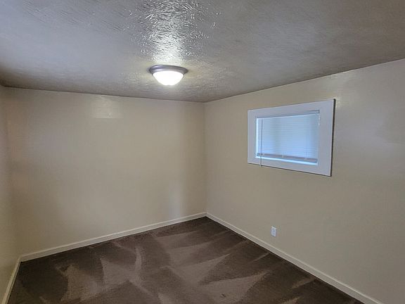 5th image of 2631 Wade St