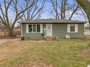 7544 Valley Rd, La Vista, NE 68128