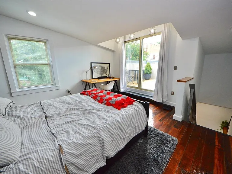 1314 Spring St #4 — Photo 13