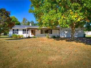 1867 S Westgate Dr, Decatur, IL 62521