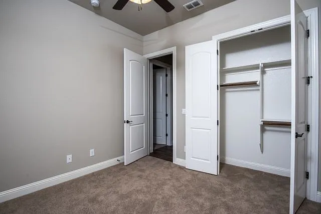 2113 Clive Dr — Photo 16