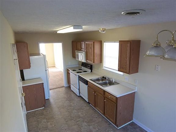 2nd image of 316 Indian Park Dr