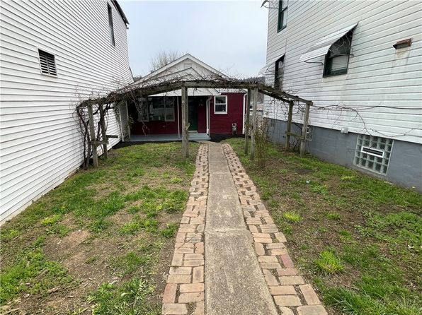 234 McKean Ave, Donora, PA 15033