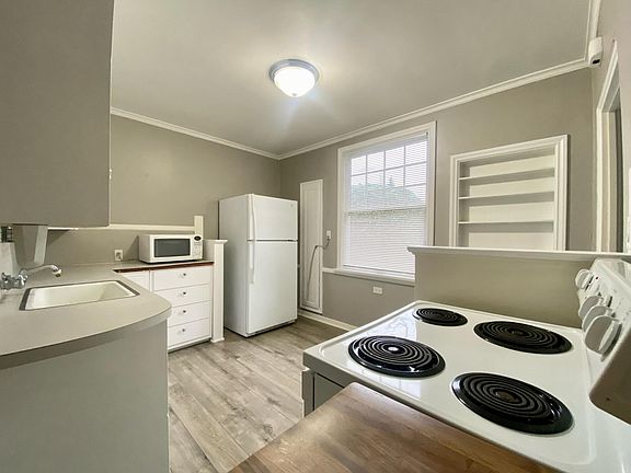 4th image of 416 N Yakima Ave #A