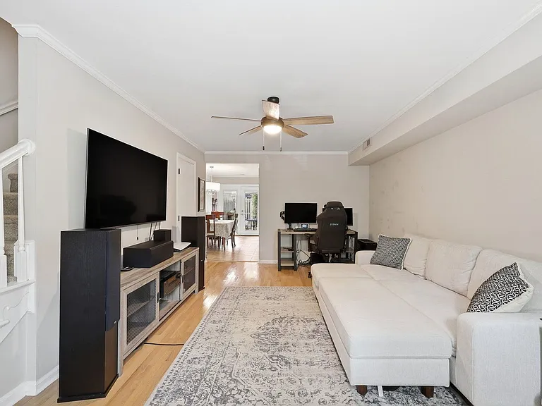3733 Yorktown Pl — Photo 24