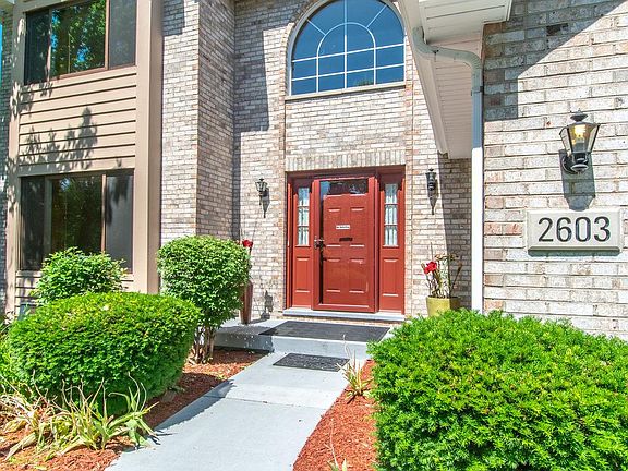 4th image of 2603 San Mateo Dr