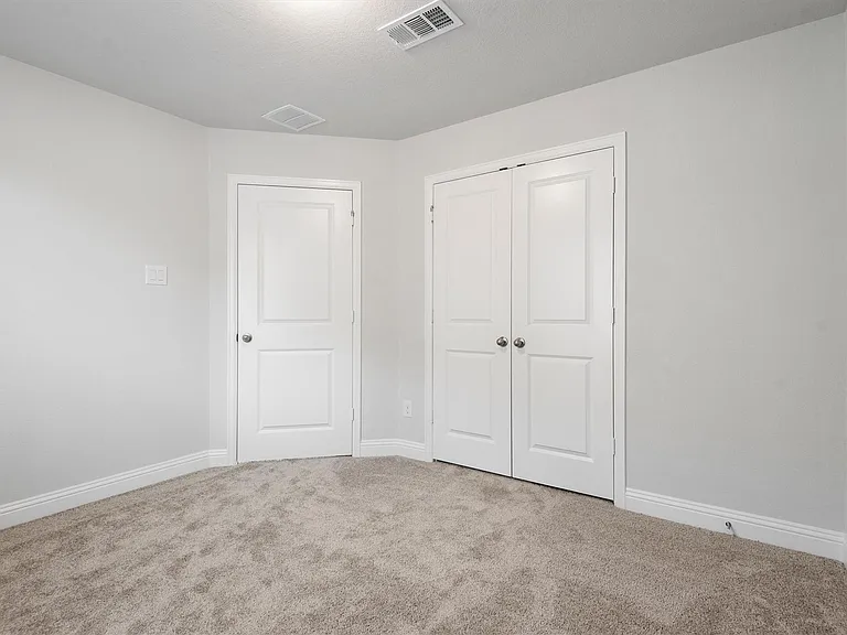 13155 Hidden Village Ct — Photo 34