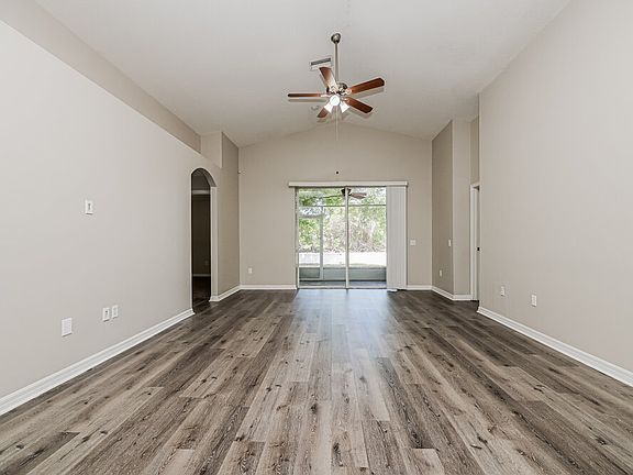 4th image of 13035 Bridleford Dr