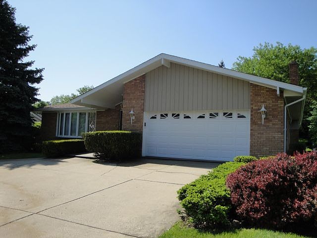 2nd image of 7439 W Ute Ln